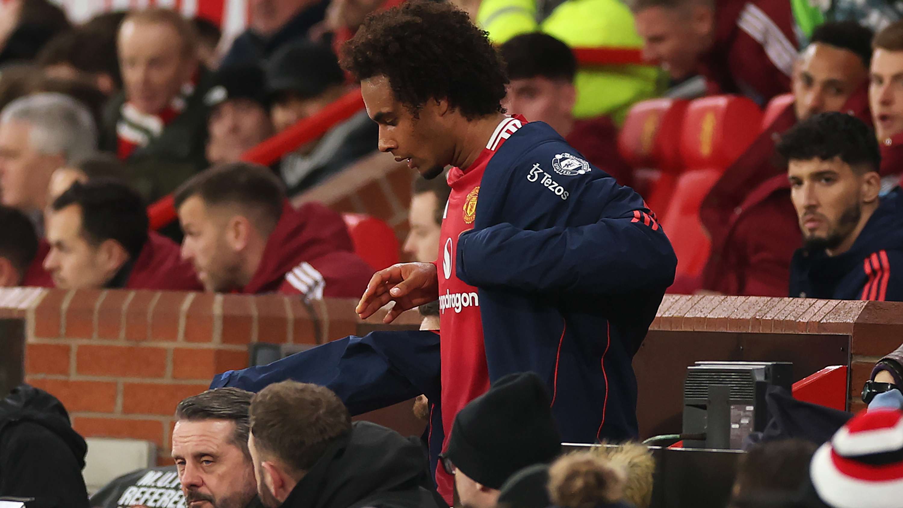 愈加复杂 愈加复杂