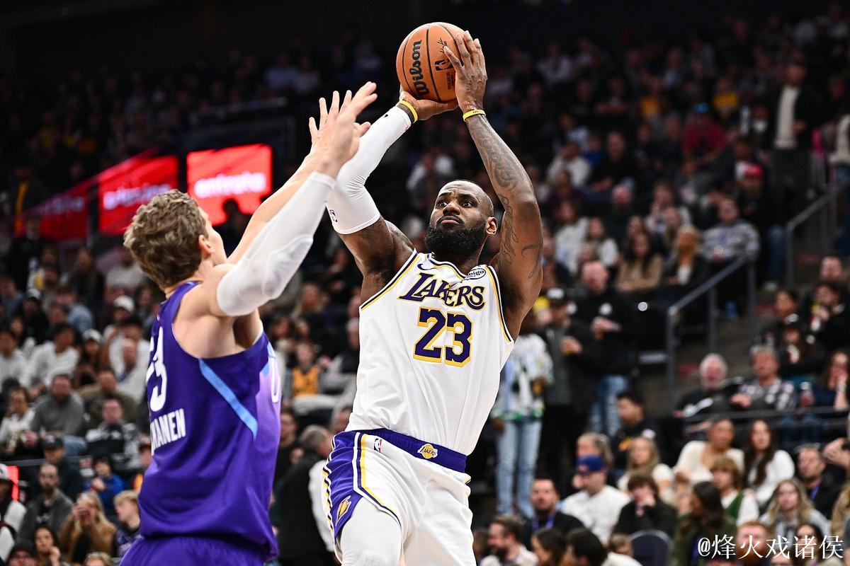 浓眉33+11詹姆斯27+14 湖人险胜爵士回西部第5